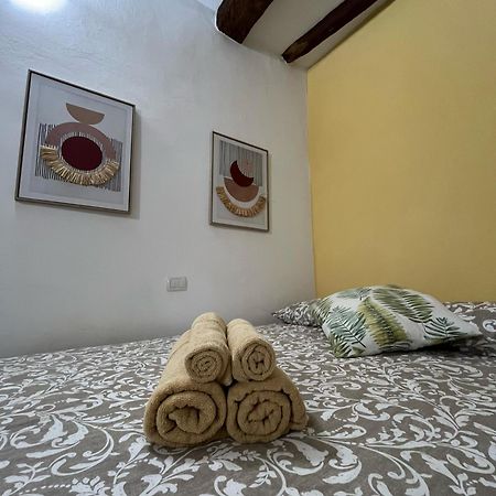 Appartamento Maestrale - Quartiere Castello Cagliari Exteriör bild