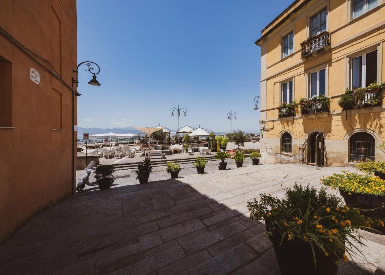 Appartamento Maestrale - Quartiere Castello Cagliari Exteriör bild