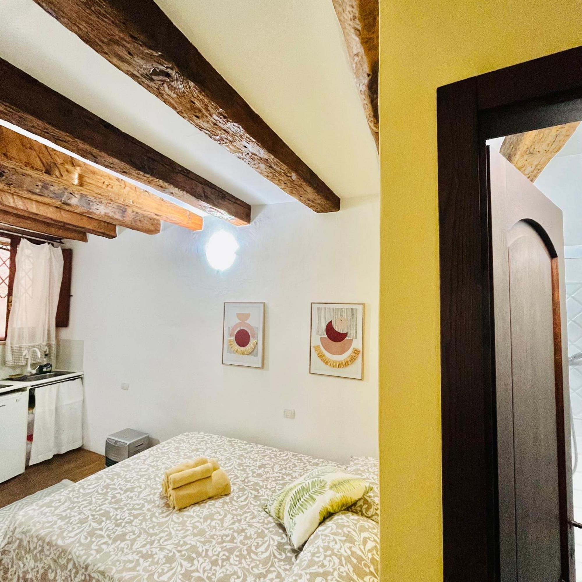 Appartamento Maestrale - Quartiere Castello Cagliari Exteriör bild